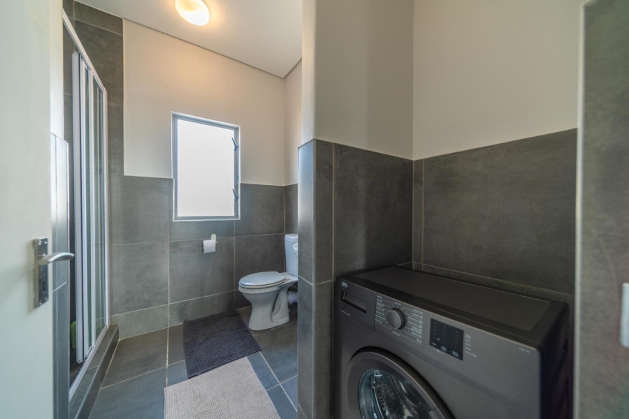 2 Bedroom Property for Sale in Newinbosch Western Cape